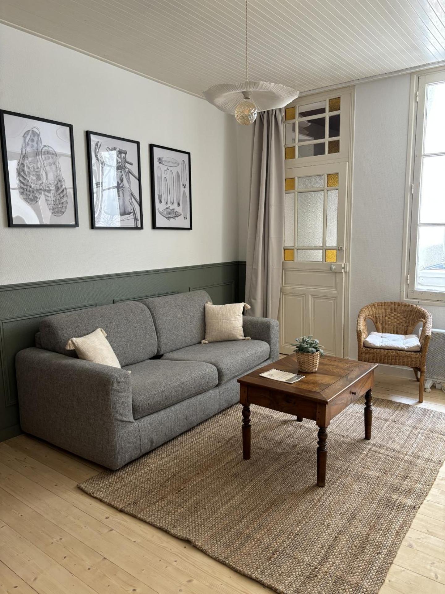 Gustave Charmant Appartement En Coeur De Ville A 20 Metres De La Mer Les Sables-d'Olonne Luaran gambar